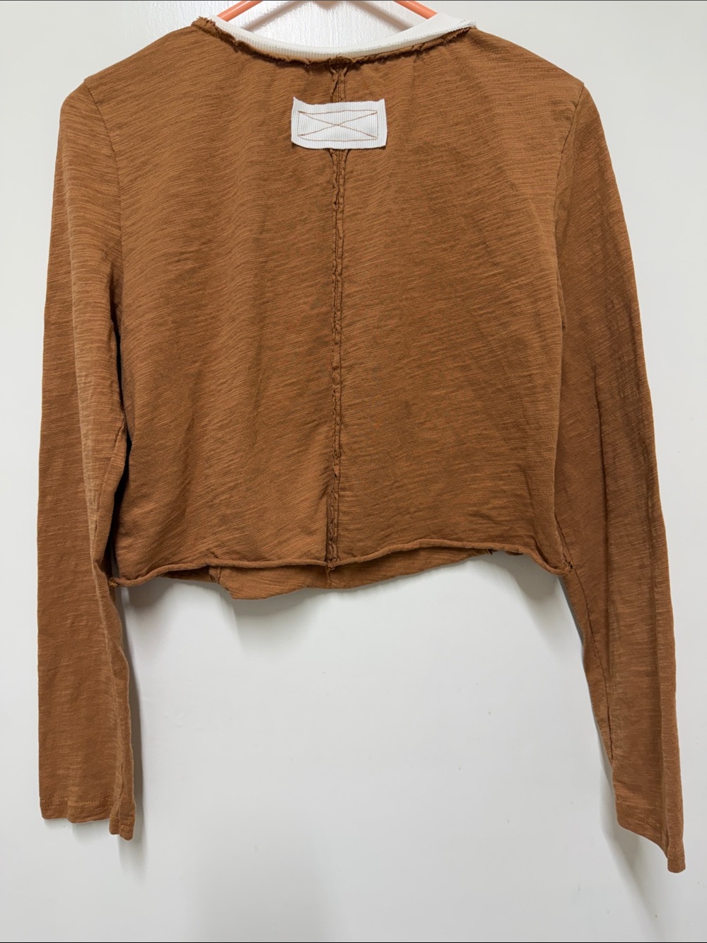 Women's Brown Star Cutout Long-Sleeve Top - Picture 2 of 2
